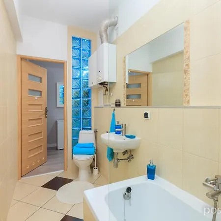 Апартаменты Old Town Lagiewniki With Balcony