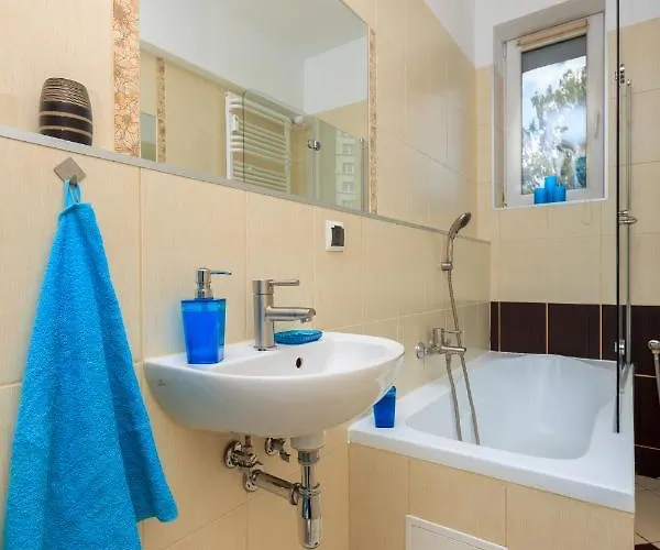 Old Town Lagiewniki With Balcony *